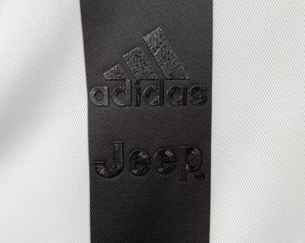 Jersey Retro Juventus 2017 Fan