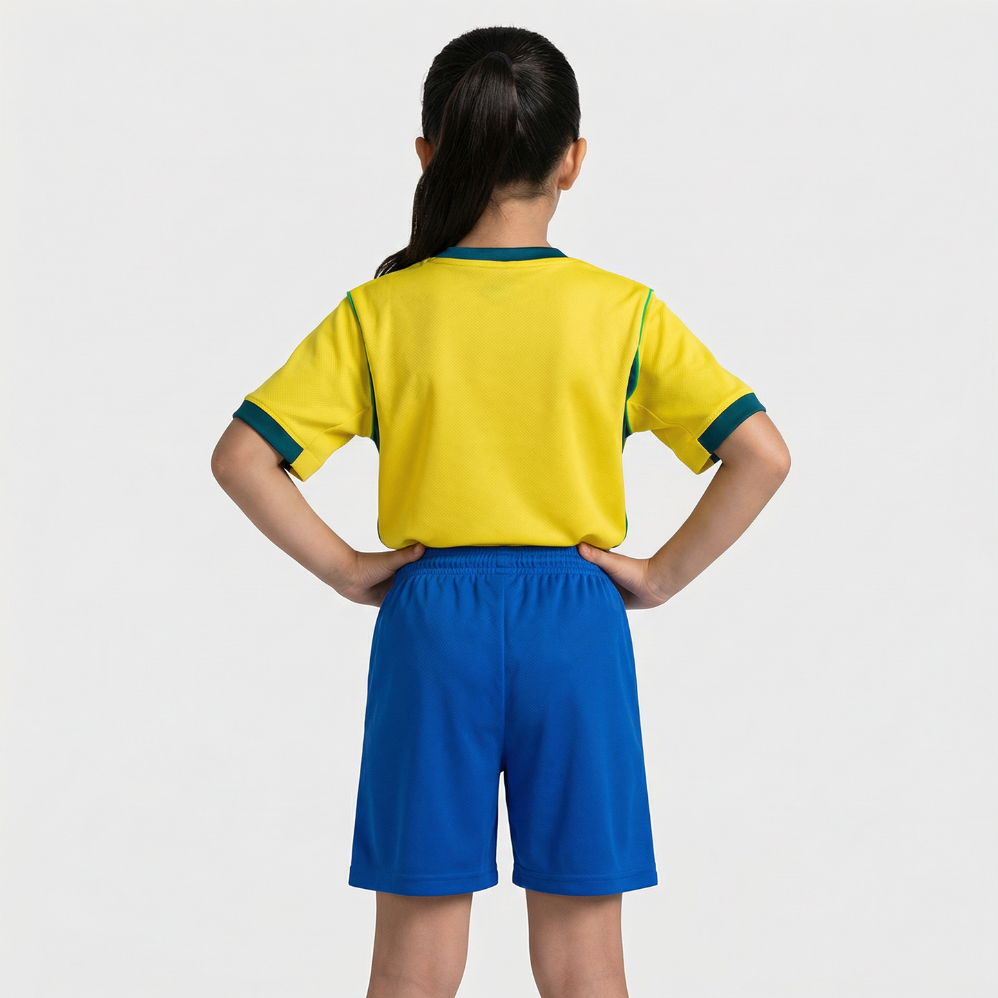 Kids Kit Brazil Woman 2026/2027 Fan