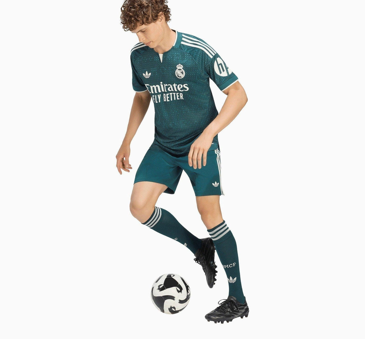 Jersey Real Madrid 2026/27 II Fan