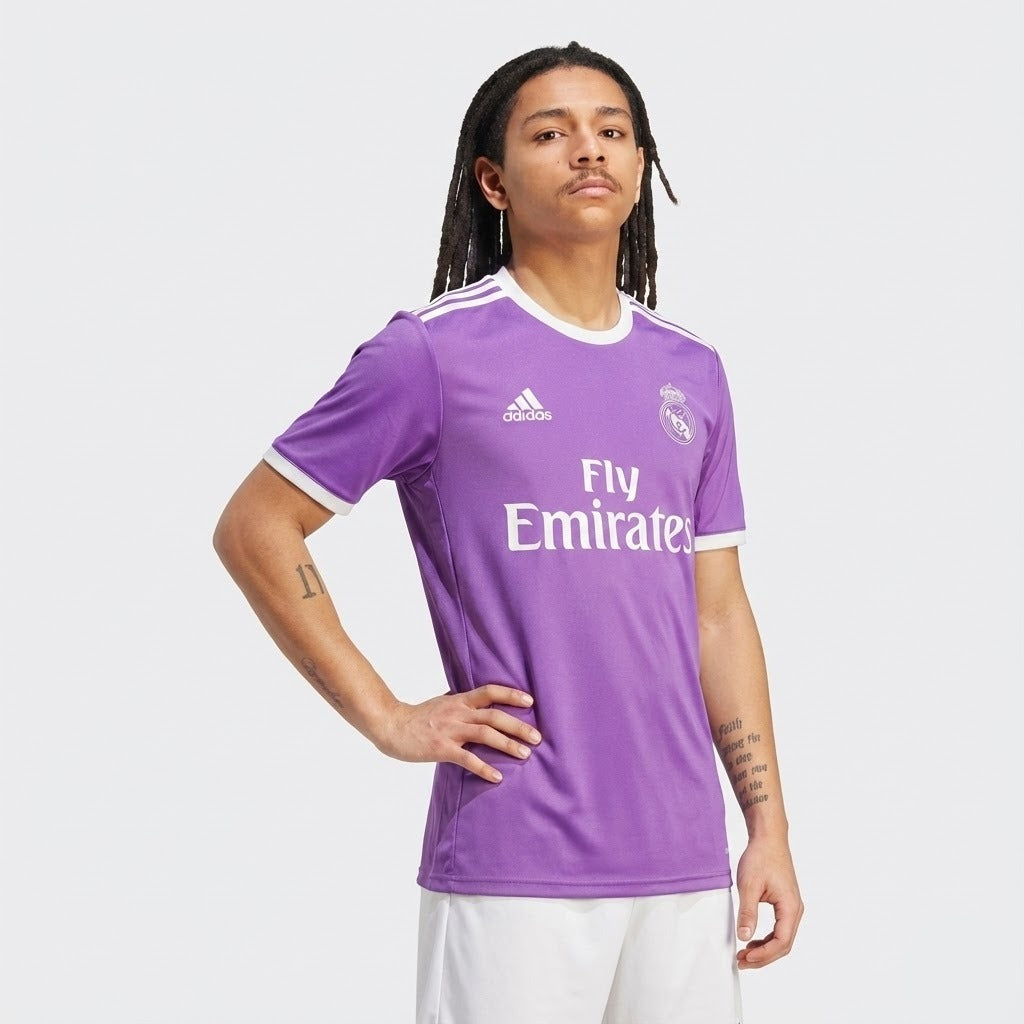Jersey Retro Real Madrid 2017 III Fan