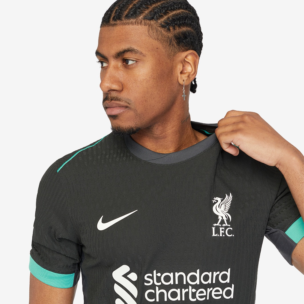 Jersey Liverpool FC 2024/25 II Player