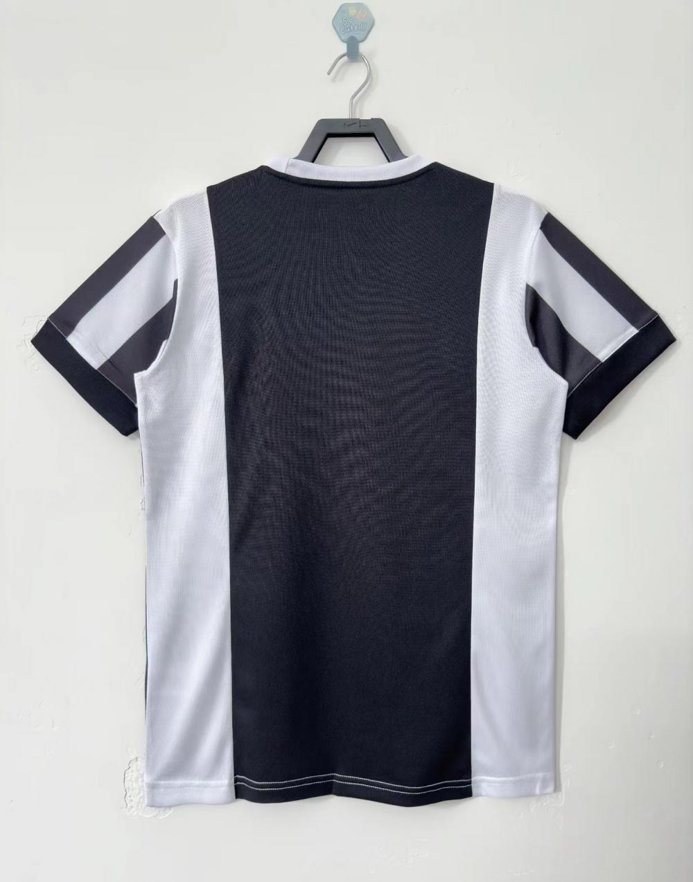 Jersey Retro Juventus 2017 Fan
