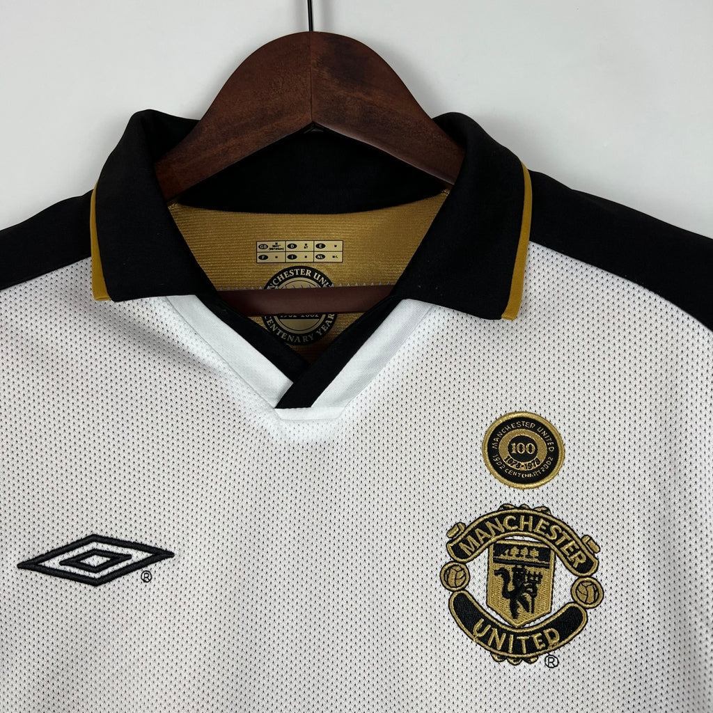 Jersey Retro Manchester United 2001 Fan