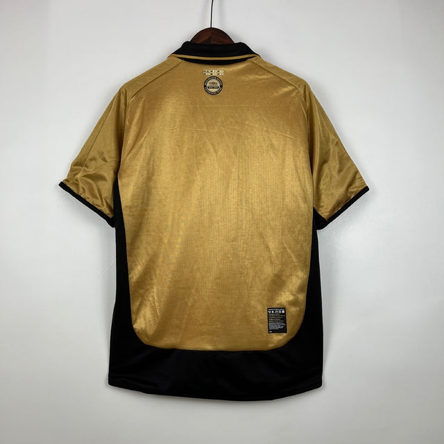 Jersey Retro Manchester United 2001 Fan