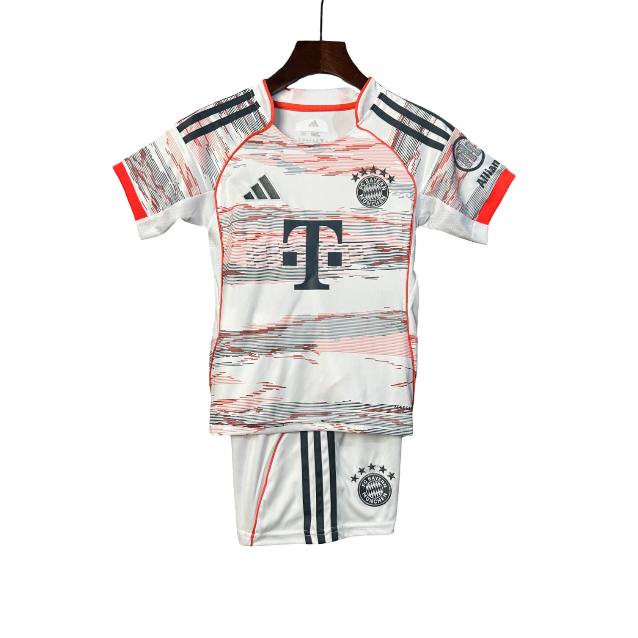 Kids Kit Bayern Munich 2025/26 II Fan