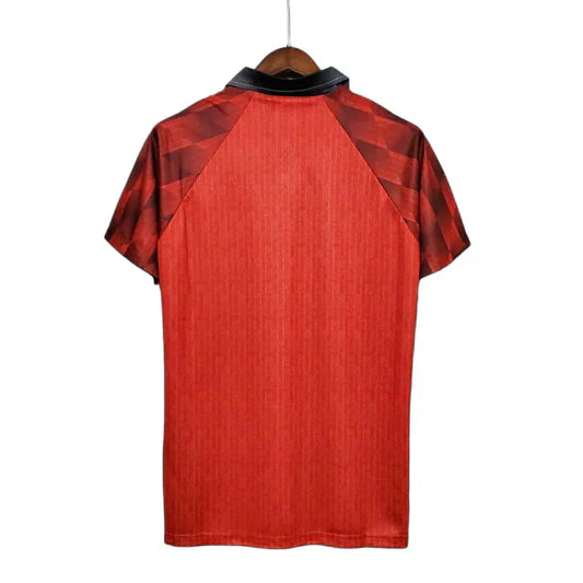 Jersey Retro Manchester United 1996 Fan